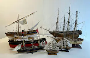 AcheterCuriosa - Lot van diverse scheepsmodellen? Enchérissez de 150!