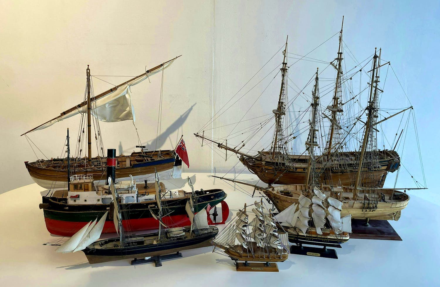 Curiosa - Lot van diverse scheepsmodellen kopen? Bied vanaf 150!
