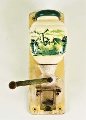 Wand koffiemolen. verkocht voor € 1!