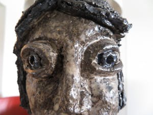 Niet of onleesbaar gesigneerd - Mysterieuze vrouw kopen? Bied vanaf 10!