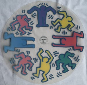 Keith Haring - 4x Placemat – 2002 – doorsnede 33,5 cm kopen? Bied vanaf 10!