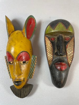 Yoruba - 2 African Yoruba passport masks - Nigeria. kopen? Bied vanaf 15!