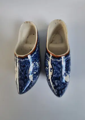 Buy Villeroy en Boch - Zeldzame klompjes? Bid from 50!