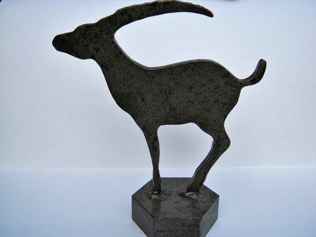 Niet of onleesbaar gesigneerd - een hert of een bok kopen? Bied vanaf 1!