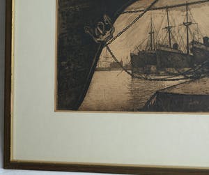 Ton Meyer - Ets, Havengezicht – Enkhuizen? - gesigneerd & ingelijst - 1923 kopen? Bied vanaf 10!