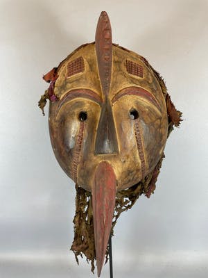 Dan - Rare & Old Tribal used African Dan mask - Ivory Coast. kopen? Bied vanaf 45!