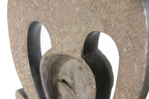 Kwele - Ekuk masker omgeven met omgeslagen hoorns kopen? Bied vanaf 1!