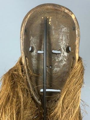 Lega - 200336 - Tribal used African passport mask from the Lega Bwami - Congo. kopen? Bied vanaf 35!