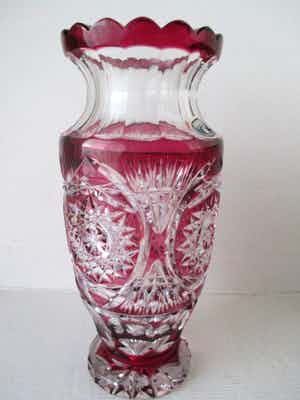 Niet of onleesbaar gesigneerd - Vaas in Boheems kristal verkocht voor € 1!