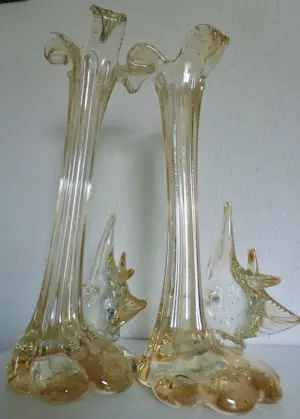Niet of onleesbaar gesigneerd - Murano Glas - Pair of transparent Vases with Fish (Soliflore) - Glas kopen? Bied vanaf 1!