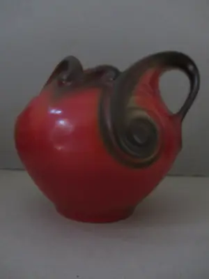 N.V. Porselein- en Tegelfabriek Mosa - 2 kannen en een vaas kopen? Bied vanaf 60!