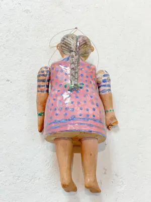 Niet of onleesbaar gesigneerd - Vintage hangende keramiek kunstwerk, pop, jaren '70 kopen? Bied vanaf 1!