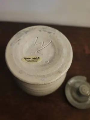 Wiebo Lublink - Geglazuurde schenkkan met deksel kopen? Bied vanaf 20!