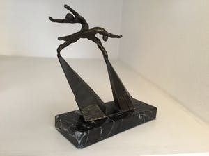 Corry Ammerlaan - Sculptuur “ Samenwerking “ kopen? Bied vanaf 40!
