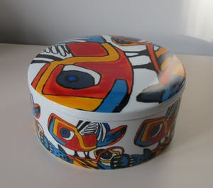 Plateelfabriek Schoonhoven N.V. - Koektrommel met Cobra stijl decoratie kopen? Bied vanaf 27!