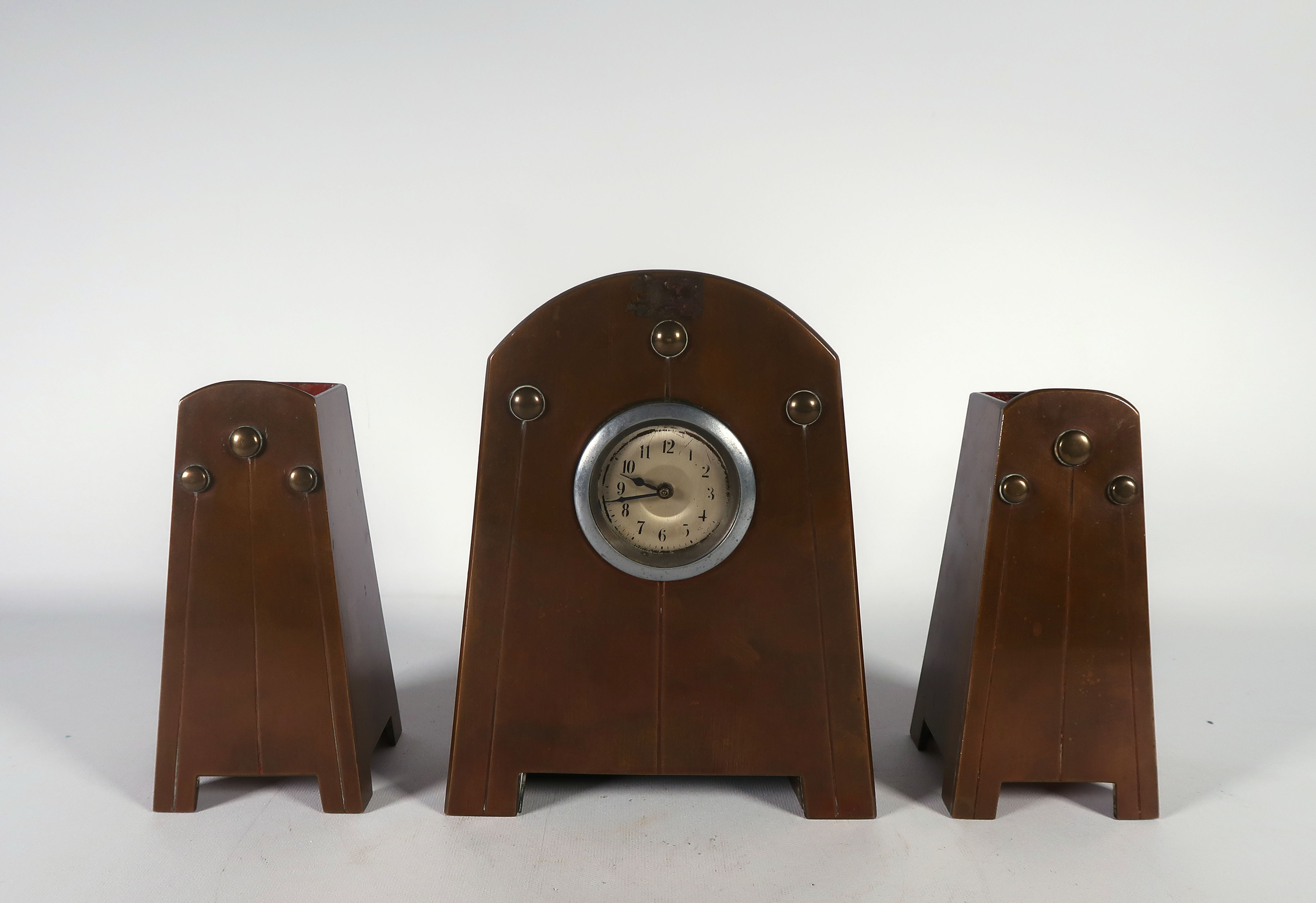 Nieuwe Kunst - Koper, Driedelig pendulestel verkocht voor € 50!