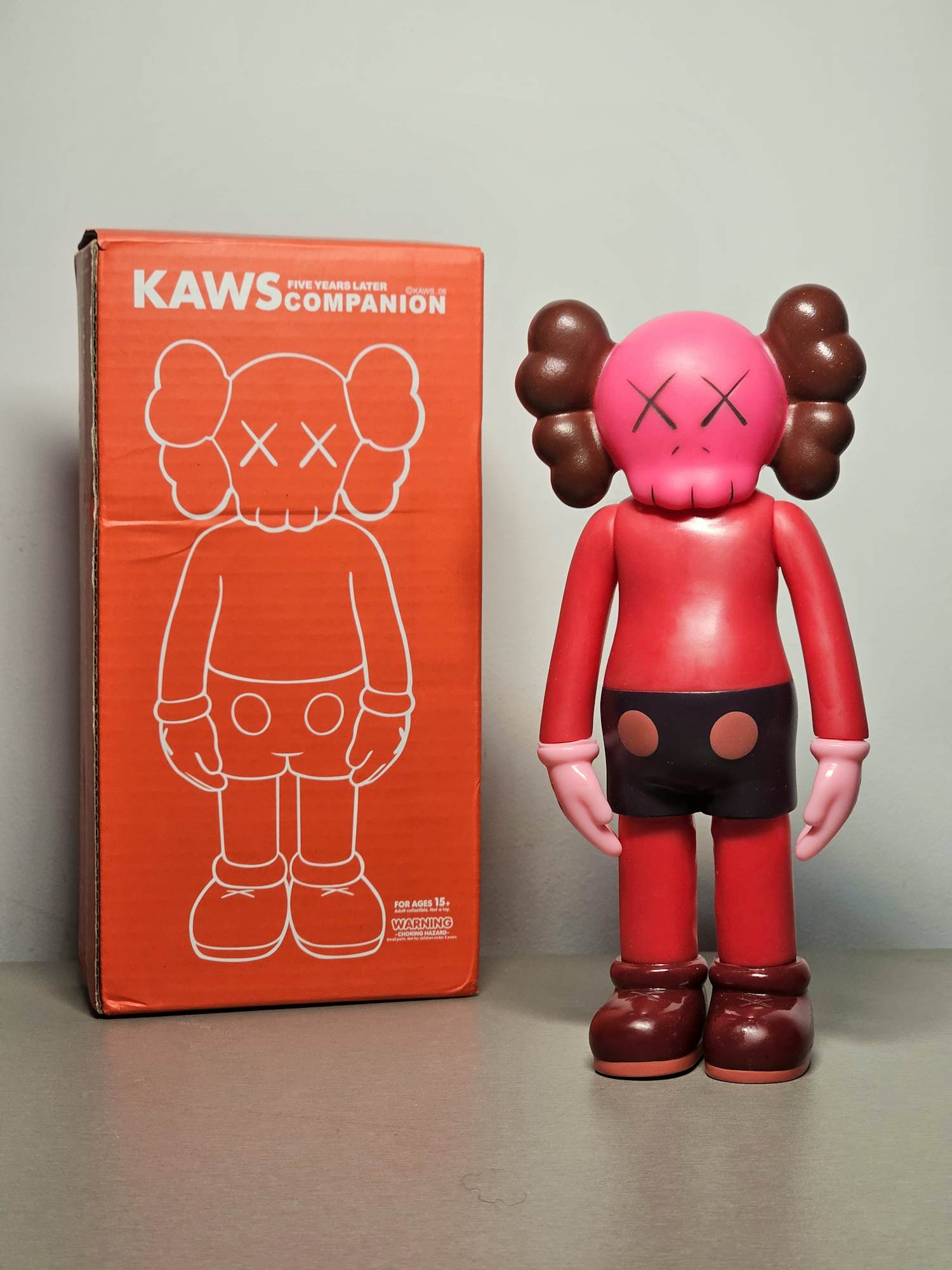 KAWS - Companion - Five years later kopen? Bied vanaf 60!