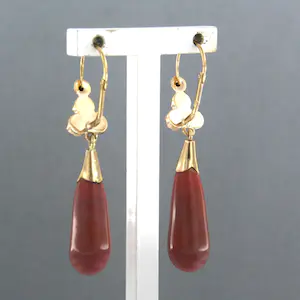 14k geel gouden oorhangers bezet met agaat kopen? Bied vanaf 230!
