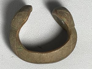Dogon - Tribal used antique Tuareg bracelet or manilla - Nigeria kopen? Bied vanaf 25!