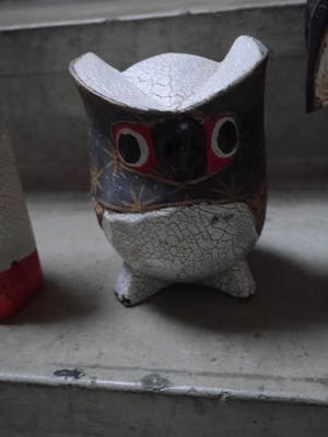 Niet of onleesbaar gesigneerd - pelikaan/olifant/uil kopen? Bied vanaf 1!