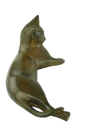 Pierre Chenet - Bronzen beeld van liggend katje kopen? Bied vanaf 219!