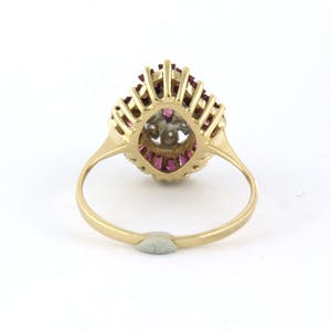 BWG bicolor cocktail ring bezet met robijn en diamant totaal 0.03ct - G/H - SI kopen? Bied vanaf 130!