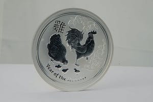 2425-Massief .999 zilveren 8$ Australia Elizabeth II - Year of the Rooster -2017 kopen? Bied vanaf 70!