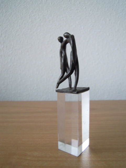 Corry Ammerlaan - Prachtig beeldje - " 2 VRIENDEN "  kopen? Bied vanaf 20!