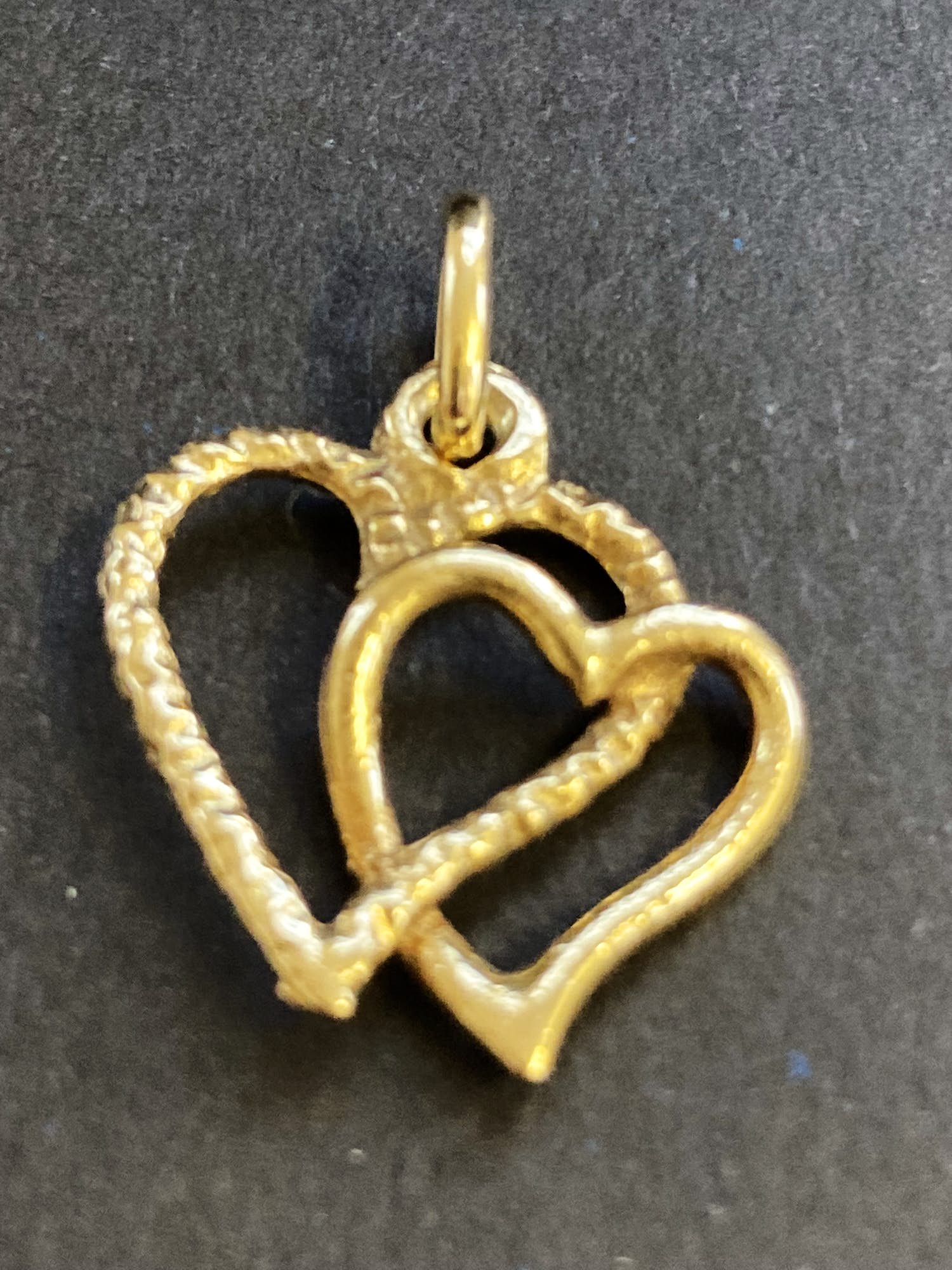 18 karaats geelgouden hanger, dubbel hart kopen? Bied vanaf 175!