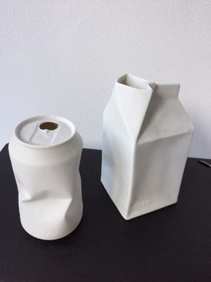 Rosenthal - Do not Litter Collection Melkpakvaasje en Colablikje wit, biscuit porselein kopen? Bied vanaf 45!