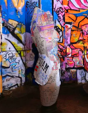 Elva Polyakova - Girl in Amsterdam kopen? Bied vanaf 250!