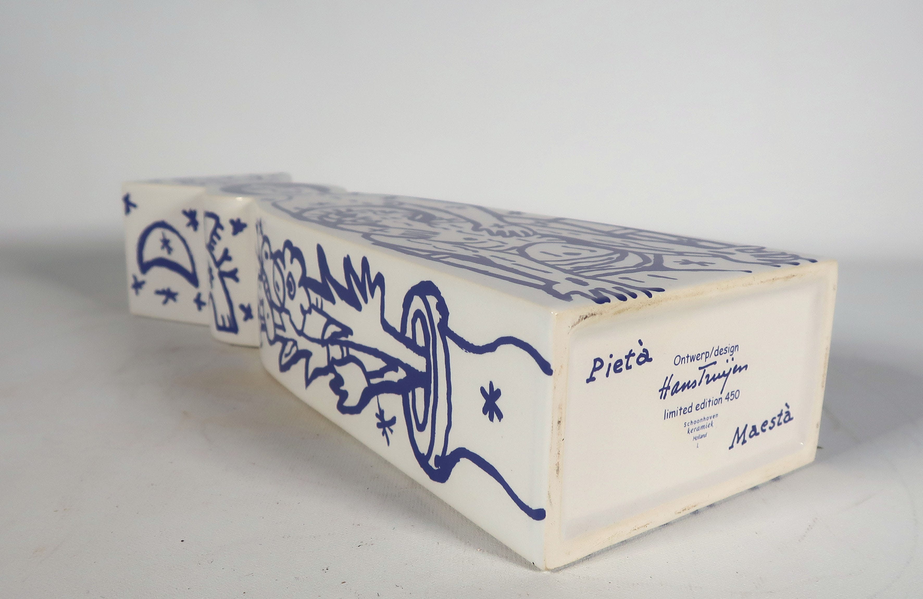 Hans Truijen - Porselein, Vaas Pietà Maestà kopen? Bied vanaf 100!