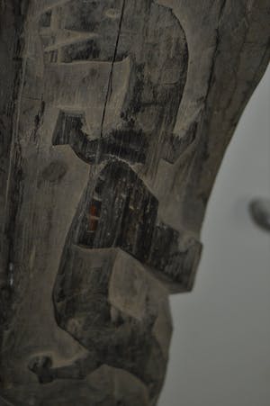 Niet of onleesbaar gesigneerd - Houten beeld. Oran Ulu. Borneo. kopen? Bied vanaf 1!