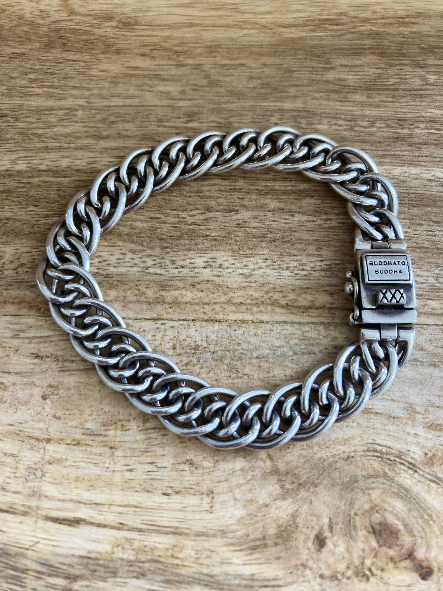 Zilveren Boeddha To Boeddha armband met bakslot en veiligheidsachtje kopen? Bied vanaf 115!