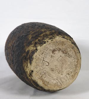 Pieter Groeneveldt - Lot van drie aardewerken vaasjes kopen? Bied vanaf 45!