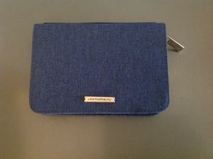 Jan Taminiau - Twee KLM-etuis kopen? Bied vanaf 16!