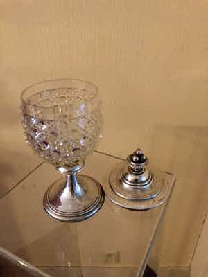 Niet of onleesbaar gesigneerd - Internationaal zilver verkocht voor € 10!