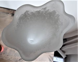 Curiosa - Handgeblazen design vaas/kunst sculptuur: vermoedelijk Fidrio met White Granulat kopen? Bied vanaf 1!