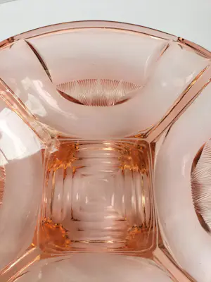 August Walther & Sohne AG - Roze persglas schaal "Sigrid" kopen? Bied vanaf 20!