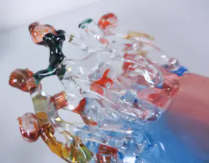 Yvon Trossèl - Drie kleurrijke en speels gevormde glasobjecten kopen? Bied vanaf 70!