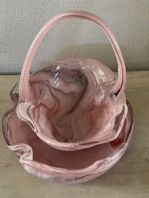 Niet of onleesbaar gesigneerd - Italiaanse design glaswerk, mand plus schaal kopen? Bied vanaf 1!