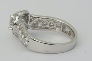 2540- witgouden diamanten dames Fantasiering- 18krt - midd.steen 1.20ct / E-F VS kopen? Bied vanaf 3400!