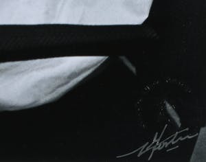 Nico Koster - Foto van John Lennon en Yoko Ono in het Hilton hotel - Ingelijst kopen? Bied vanaf 250!