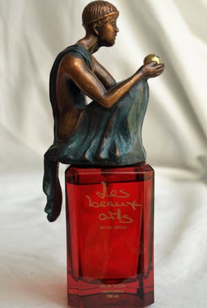 Patrizia Guerresi - Bronzen beeld op parfumfles , “Paris” – Les Beaux Arts – ca 1997 kopen? Bied vanaf 75!