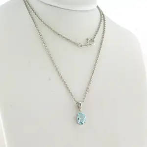 14k wit gouden collier met hanger bezet met topaz 1.00ct - 45 cm lang - 1.9 gram kopen? Bied vanaf 240!