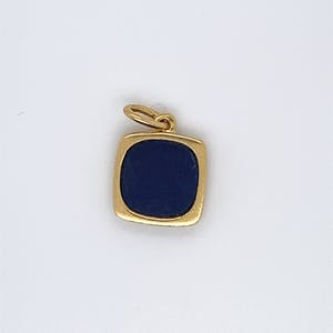 18kt gouden hanger+lapis lazuli, 1,91 grKetting wordt niet meeverkocht. kopen? Bied vanaf 80!