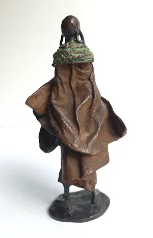 Marianne Houtkamp - Afrikaanse vrouw, bronzen beeld kopen? Bied vanaf 325!