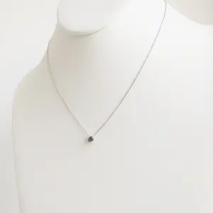 Buy Saffieren hanger met ketting? Bid from 475!
