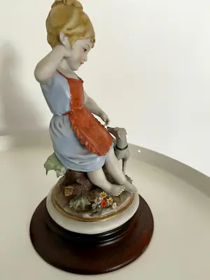 Real Fabbrica Capodimonte - Triade Benacchio porseleinen beeldjes- meisje en jongen kopen? Bied vanaf 40!