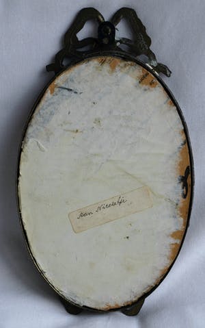 Niet of onleesbaar gesigneerd - Miniatuur bloemstilleven in bronzen lijstje , olieverf , “Blue Leschenaultia“ kopen? Bied vanaf 1!